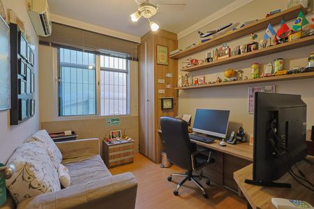 Casa à venda com 292m², 4 quartos e 4 vagasQuarto 1