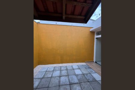 Casa para alugar com 107m², 3 quartos e 2 vagasQuintal