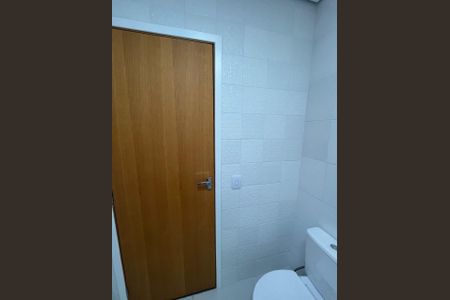 Casa para alugar com 107m², 3 quartos e 2 vagasBanheiro da Suíte