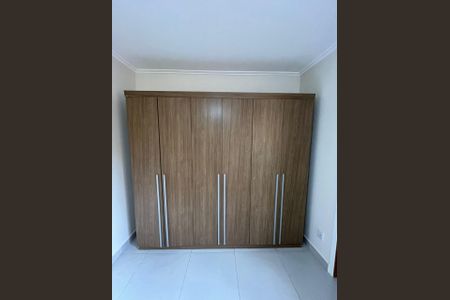 Casa para alugar com 107m², 3 quartos e 2 vagasSuíte