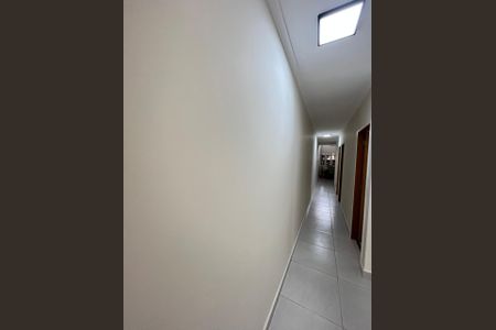 Casa para alugar com 107m², 3 quartos e 2 vagasCorredor