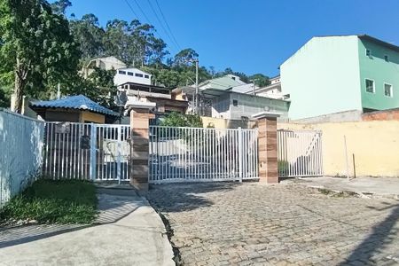 Casa de condomínio à venda com 160m², 3 quartos e 1 vagaFachada