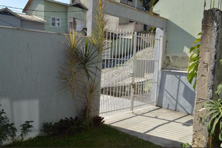 Casa de condomínio à venda com 160m², 3 quartos e 1 vagaGaragem