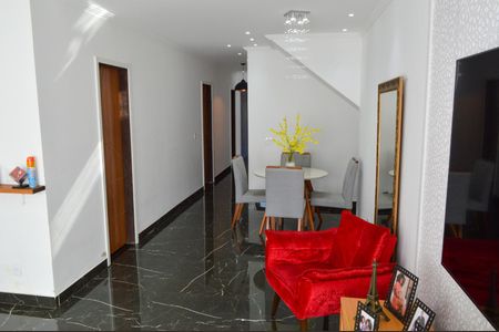 Casa de condomínio à venda com 160m², 3 quartos e 1 vagaSala