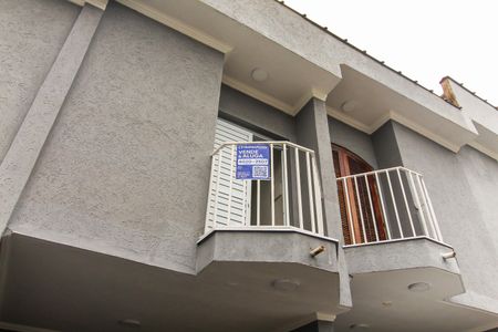 Casa de condomínio à venda com 72m², 2 quartos e 1 vaga Casa de condomínio à venda com 72m², 2 quartos e 1 vagaPlaquinha na sacada