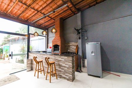 Casa de condomínio à venda com 72m², 2 quartos e 1 vaga Casa de condomínio à venda com 72m², 2 quartos e 1 vagaÁrea comum - Salão de festas