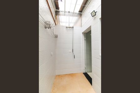 Casa de condomínio à venda com 72m², 2 quartos e 1 vaga Casa de condomínio à venda com 72m², 2 quartos e 1 vagaÁrea de Serviço