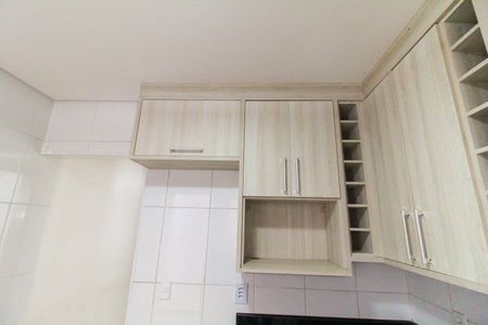 Casa de condomínio à venda com 72m², 2 quartos e 1 vaga Casa de condomínio à venda com 72m², 2 quartos e 1 vagaCozinha