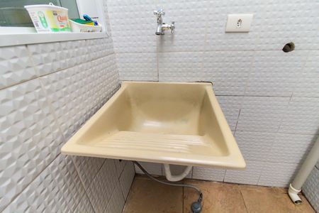 Casa de condomínio à venda com 72m², 2 quartos e 1 vaga Casa de condomínio à venda com 72m², 2 quartos e 1 vagaÁrea de Serviço