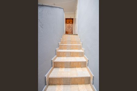 Casa para alugar com 55m², 1 quarto e sem vaga Casa para alugar com 55m², 1 quarto e sem vagaEntrada