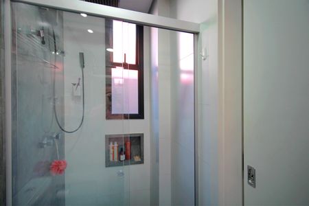 Apartamento à venda com 96m², 2 quartos e 2 vagasBanheiro da Suíte 2