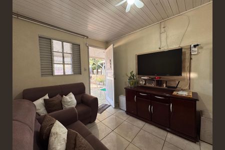 Casa à venda com 96m², 2 quartos e 1 vagaSala