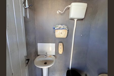 Casa à venda com 96m², 2 quartos e 1 vagaBanheiro de Serviço