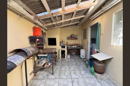 Casa à venda com 96m², 2 quartos e 1 vagaÁrea comum