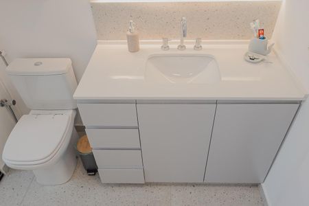 Apartamento à venda com 124m², 3 quartos e 2 vagasBanheiro da Suíte 1