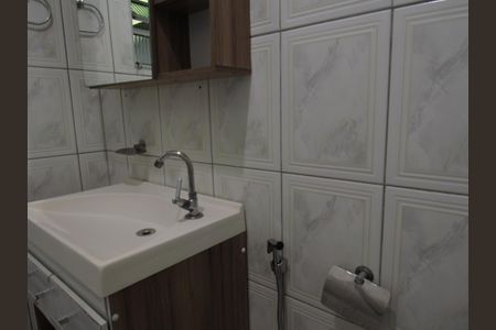 Casa à venda com 300m², 2 quartos e 2 vagasBanheiro da Suíte