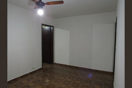 Casa à venda com 300m², 2 quartos e 2 vagasSala