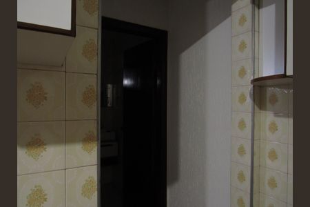 Casa à venda com 300m², 2 quartos e 2 vagasBanheiro