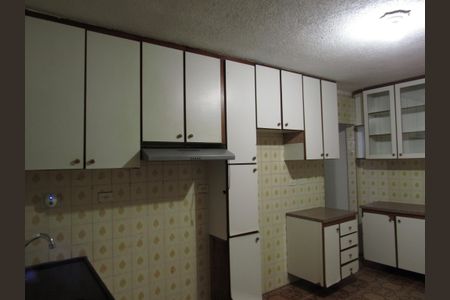 Casa à venda com 300m², 2 quartos e 2 vagasCozinha