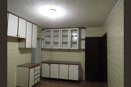 Casa à venda com 300m², 2 quartos e 2 vagasCozinha