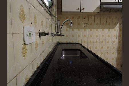 Casa à venda com 300m², 2 quartos e 2 vagasCozinha