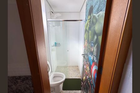 Apartamento à venda com 180m², 3 quartos e 3 vagasBanheiro do Quarto 2