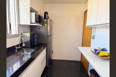 Apartamento à venda com 180m², 3 quartos e 3 vagasCozinha