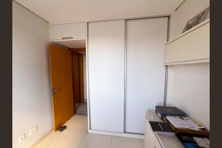 Apartamento à venda com 180m², 3 quartos e 3 vagasQuarto 3