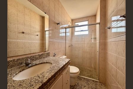 Apartamento à venda com 205m², 4 quartos e 2 vagasBanheiro Social