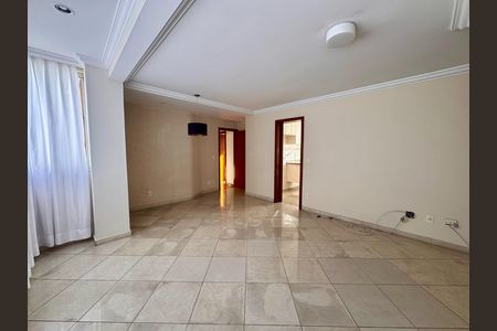 Apartamento à venda com 205m², 4 quartos e 2 vagasSala