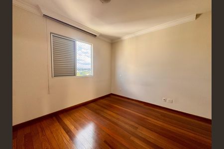 Apartamento à venda com 205m², 4 quartos e 2 vagasSuite