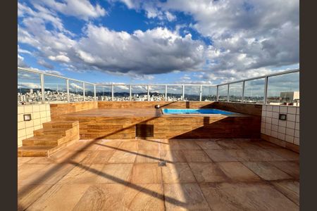 Apartamento à venda com 205m², 4 quartos e 2 vagasÁrea comum