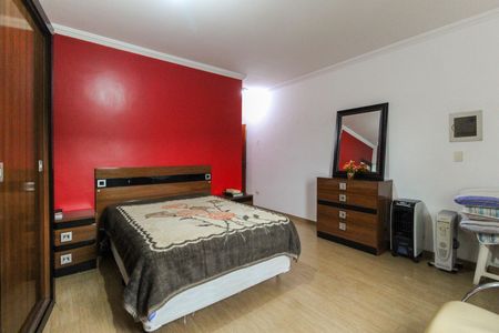 Casa à venda com 260m², 4 quartos e 3 vagas Casa à venda com 260m², 4 quartos e 3 vagasSuíte