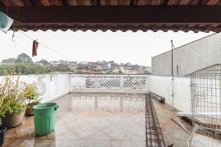 Casa à venda com 260m², 4 quartos e 3 vagas Casa à venda com 260m², 4 quartos e 3 vagasSacada