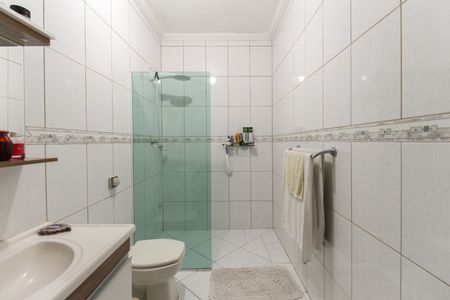 Casa à venda com 260m², 4 quartos e 3 vagas Casa à venda com 260m², 4 quartos e 3 vagasBanheiro da Suíte