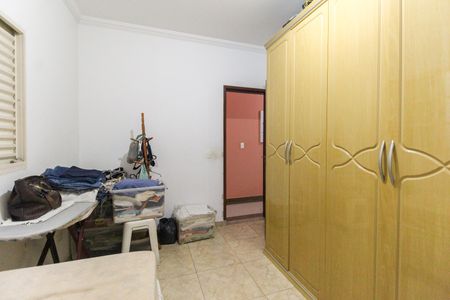 Casa à venda com 260m², 4 quartos e 3 vagas Casa à venda com 260m², 4 quartos e 3 vagasQuarto 3