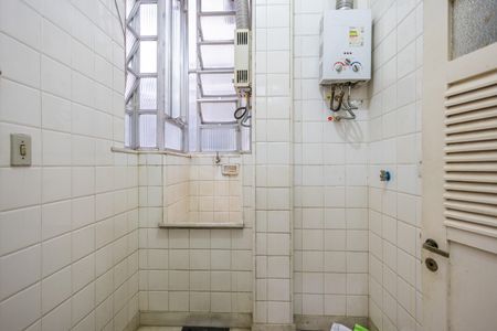 Apartamento para alugar com 130m², 3 quartos e 1 vagaÁrea de Serviço