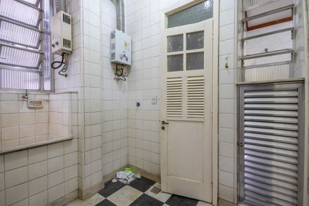 Apartamento para alugar com 130m², 3 quartos e 1 vagaÁrea de Serviço