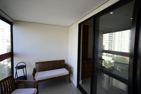 Apartamento à venda com 106m², 3 quartos e 2 vagasVaranda