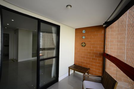 Apartamento à venda com 106m², 3 quartos e 2 vagasVaranda