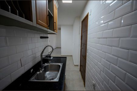 Apartamento à venda com 75m², 2 quartos e 1 vagaCozinha e Área de Serviço