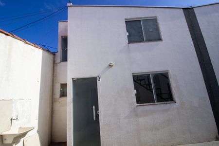 Studio para alugar com 30m², 1 quarto e 1 vaga Studio para alugar com 30m², 1 quarto e 1 vagaFachada