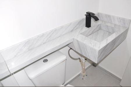 Apartamento para alugar com 37m², 2 quartos e 1 vagaBanheiro Social