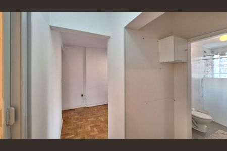 Apartamento à venda com 66m², 2 quartos e sem vagaBanheiro da Suíte