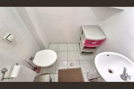 Apartamento à venda com 66m², 2 quartos e sem vagaBanheiro da Suíte