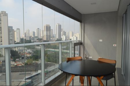 Apartamento para alugar com 40m², 1 quarto e 1 vagaVaranda