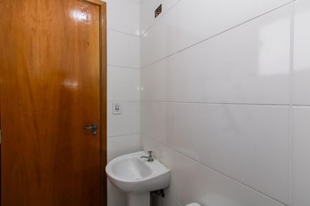 Apartamento para alugar com 35m², 2 quartos e 1 vaga Apartamento para alugar com 35m², 2 quartos e 1 vagaBanheiro