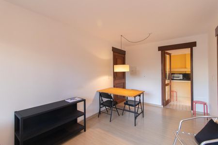 Apartamento à venda com 80m², 2 quartos e 1 vaga Apartamento à venda com 80m², 2 quartos e 1 vagaSala