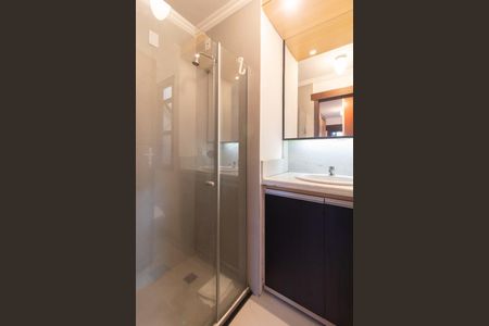 Apartamento à venda com 80m², 2 quartos e 1 vaga Apartamento à venda com 80m², 2 quartos e 1 vagaBanheiro