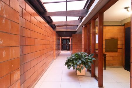 Apartamento à venda com 80m², 2 quartos e 1 vaga Apartamento à venda com 80m², 2 quartos e 1 vagaEntrada